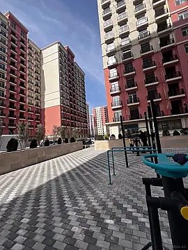 Satılır 2 otaqlı mənzil 65 m²