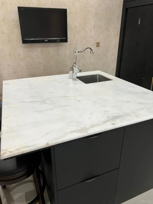 Satılır 4 otaqlı həyət evi 165 m²