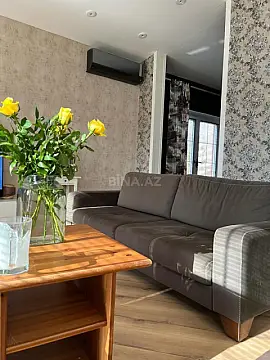 Satılır 4 otaqlı həyət evi 165 m²