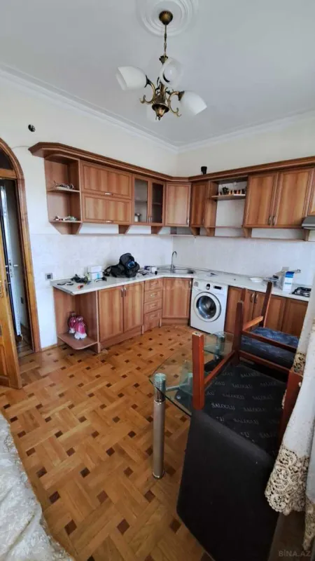 Kirayə verilir 3 otaqlı mənzil 110 m²