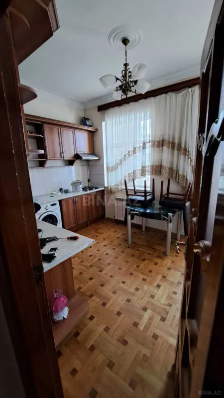 Kirayə verilir 3 otaqlı mənzil 110 m²