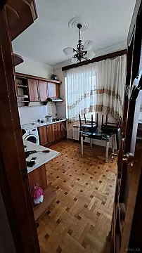 Kirayə verilir 3 otaqlı mənzil 110 m²