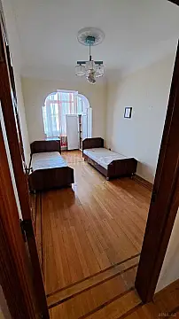 Kirayə verilir 3 otaqlı mənzil 110 m²