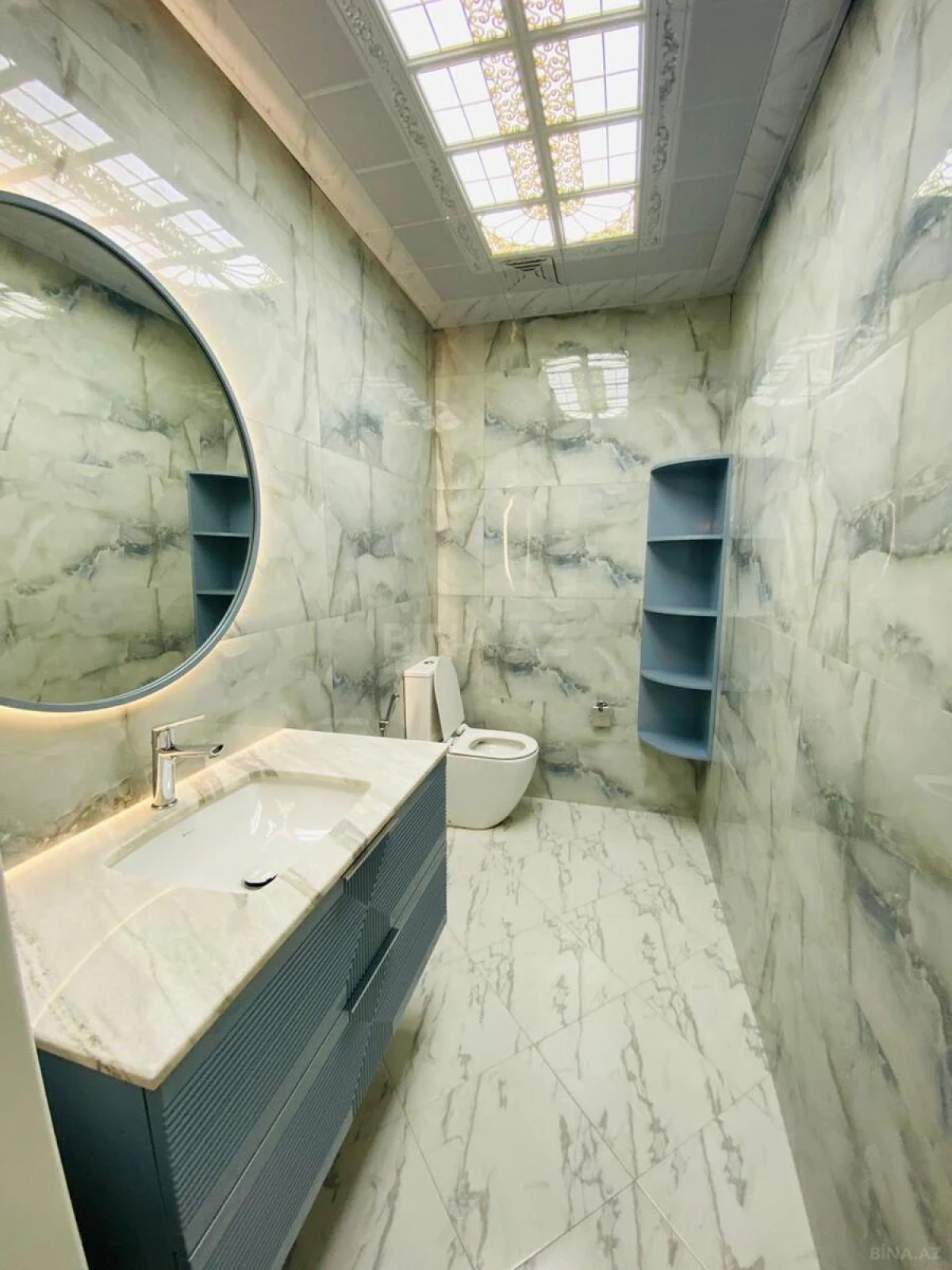 Satılır 3 otaqlı mənzil 130 m²