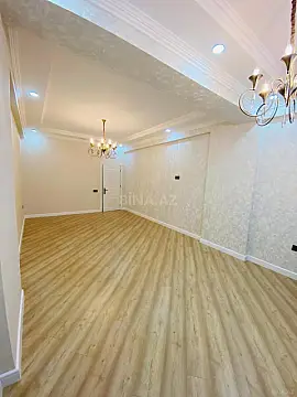 Satılır 3 otaqlı mənzil 130 m²