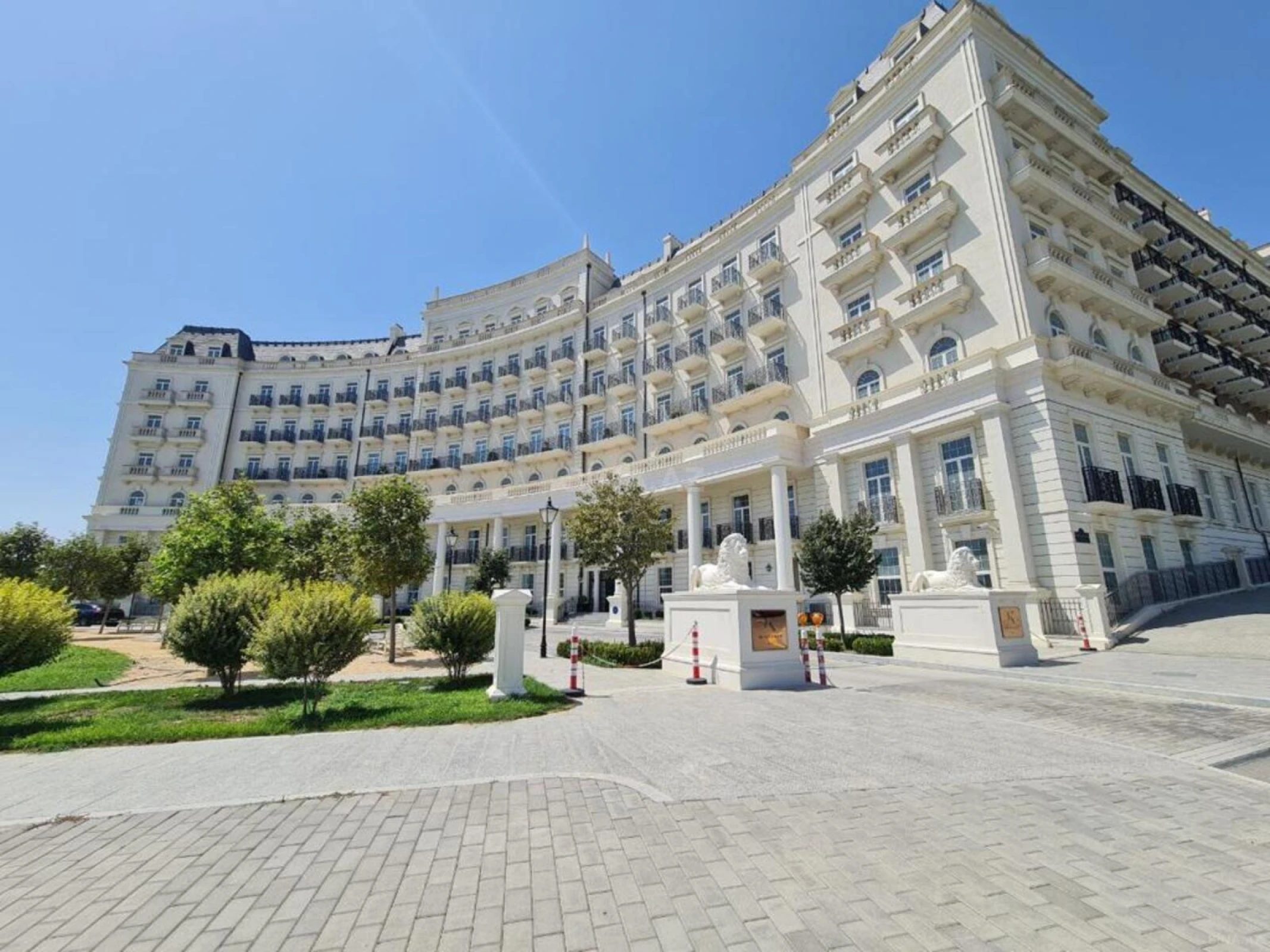 Kirayə verilir 2 otaqlı ofis 52 m²