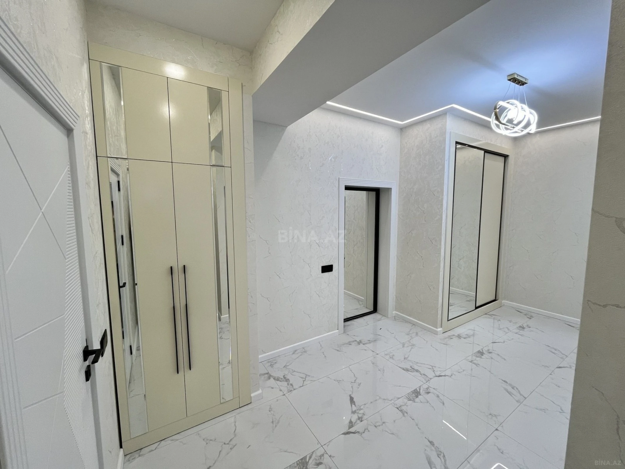 Satılır 3 otaqlı mənzil 89 m²