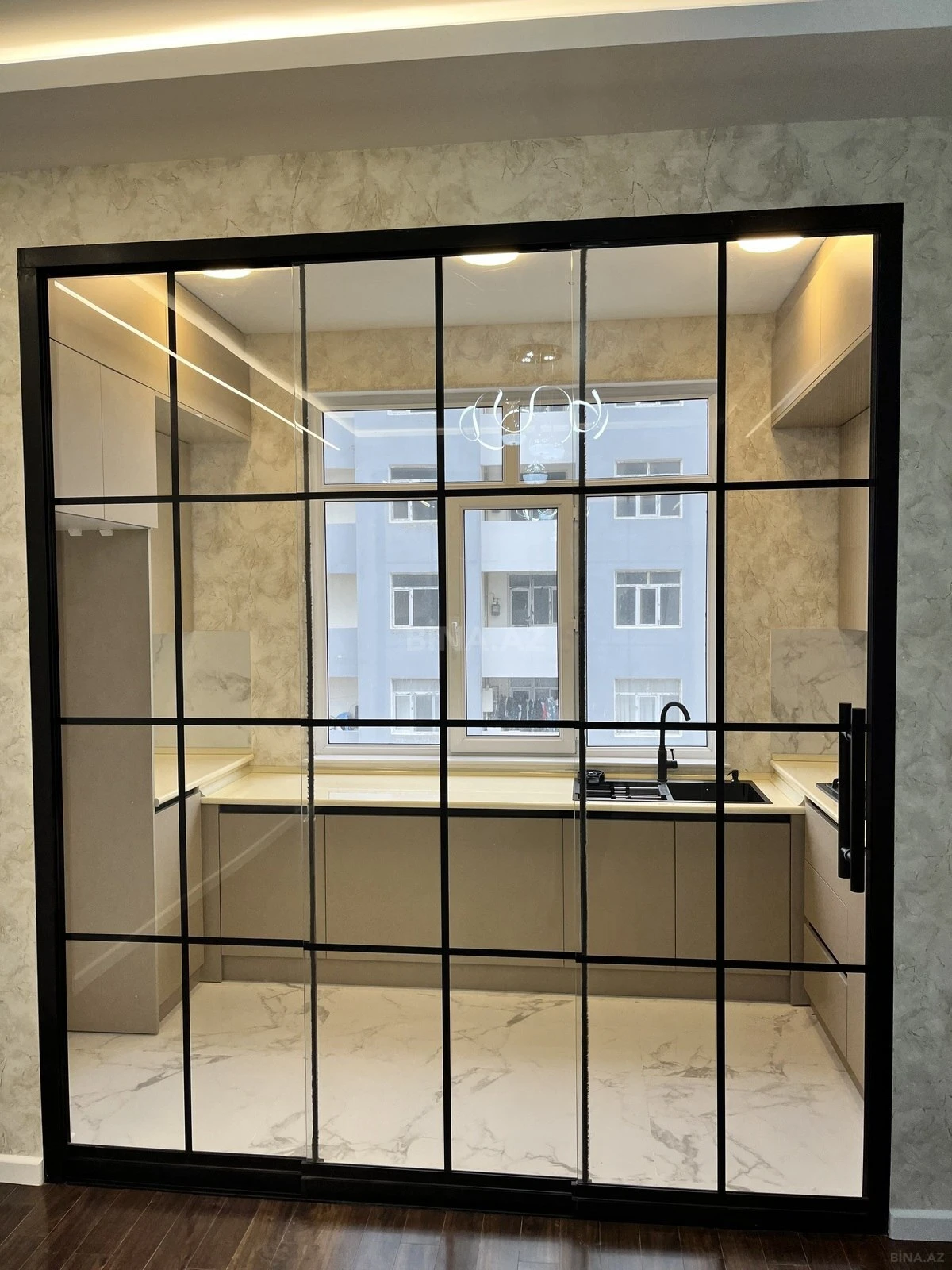 Satılır 3 otaqlı mənzil 89 m²