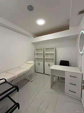 Kirayə verilir obyekt 80 m²