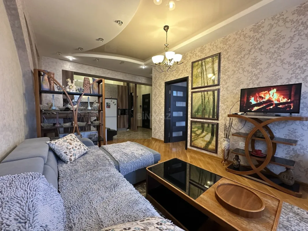 Kirayə verilir 2 otaqlı mənzil 60 m²