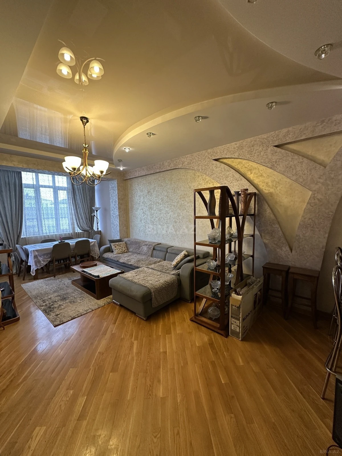 Kirayə verilir 2 otaqlı mənzil 60 m²