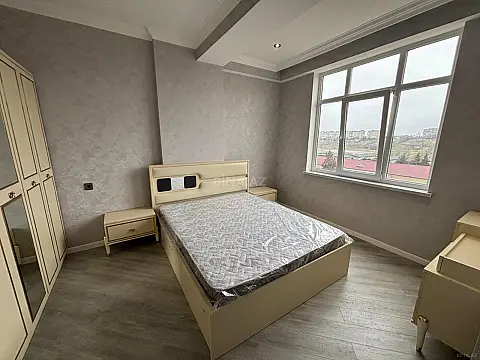 Kirayə verilir 3 otaqlı mənzil 100 m²