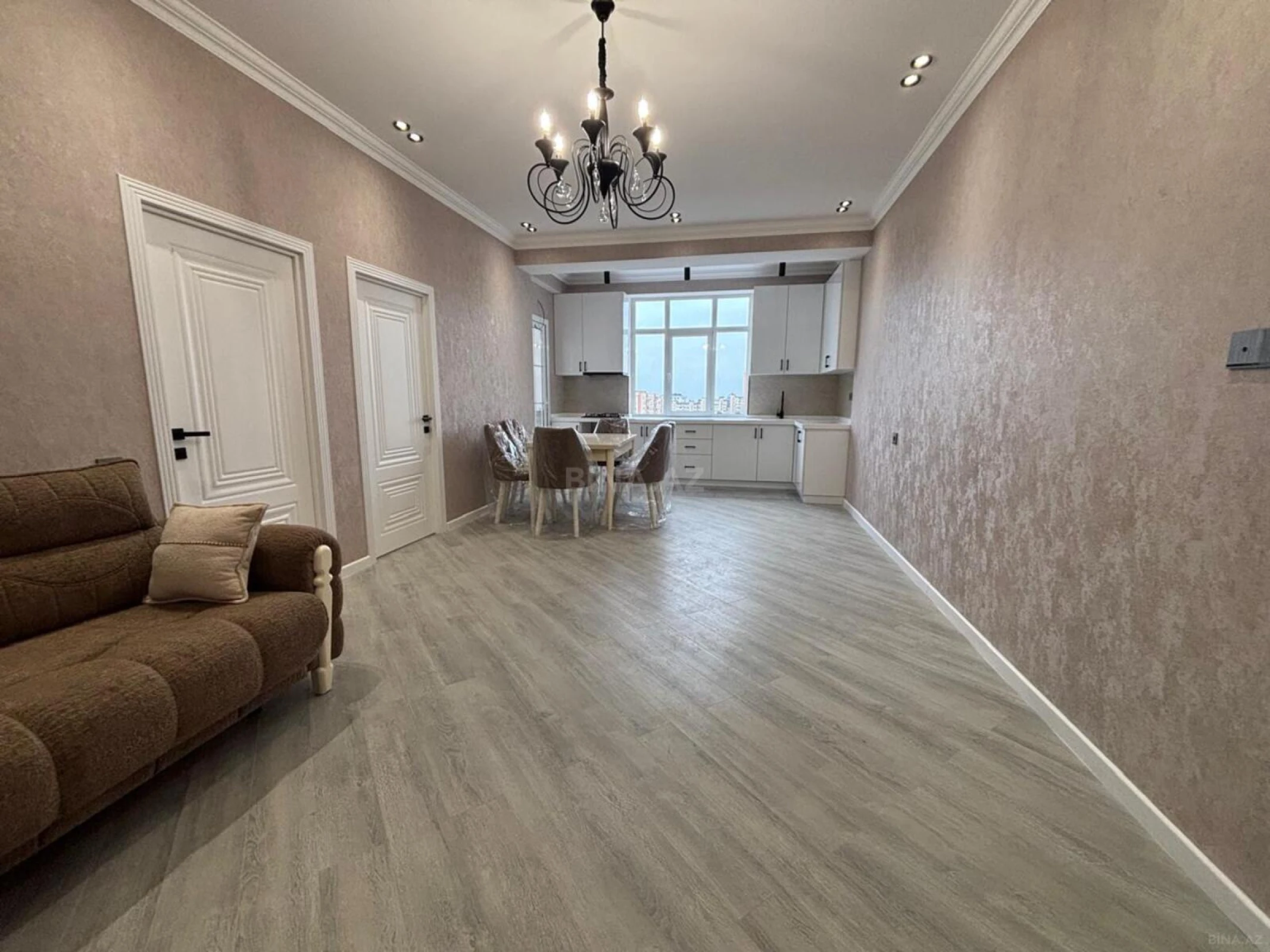 Kirayə verilir 3 otaqlı mənzil 100 m²