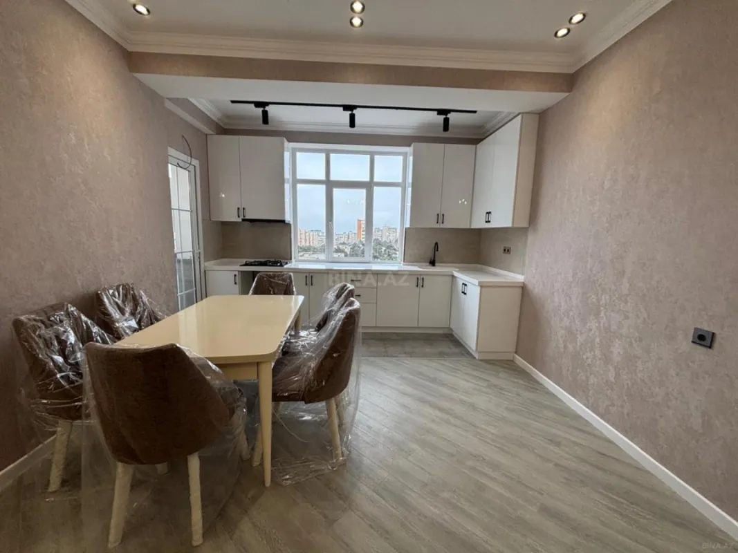 Kirayə verilir 3 otaqlı mənzil 100 m²