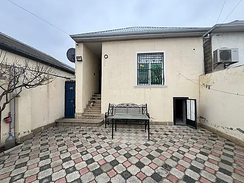 Satılır 3 otaqlı həyət evi 90 m²