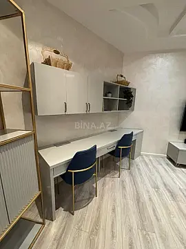 Kirayə verilir 2 otaqlı mənzil 110 m²