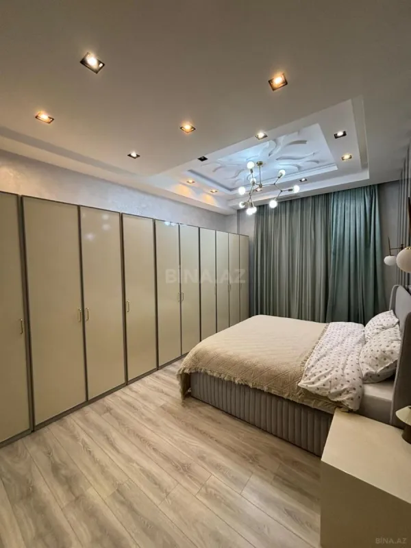 Kirayə verilir 2 otaqlı mənzil 110 m²