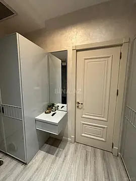 Kirayə verilir 2 otaqlı mənzil 110 m²