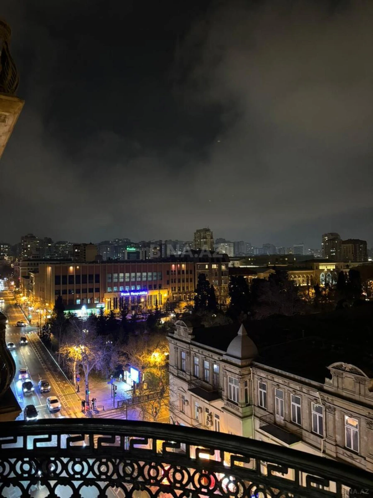 Kirayə verilir 2 otaqlı mənzil 110 m²