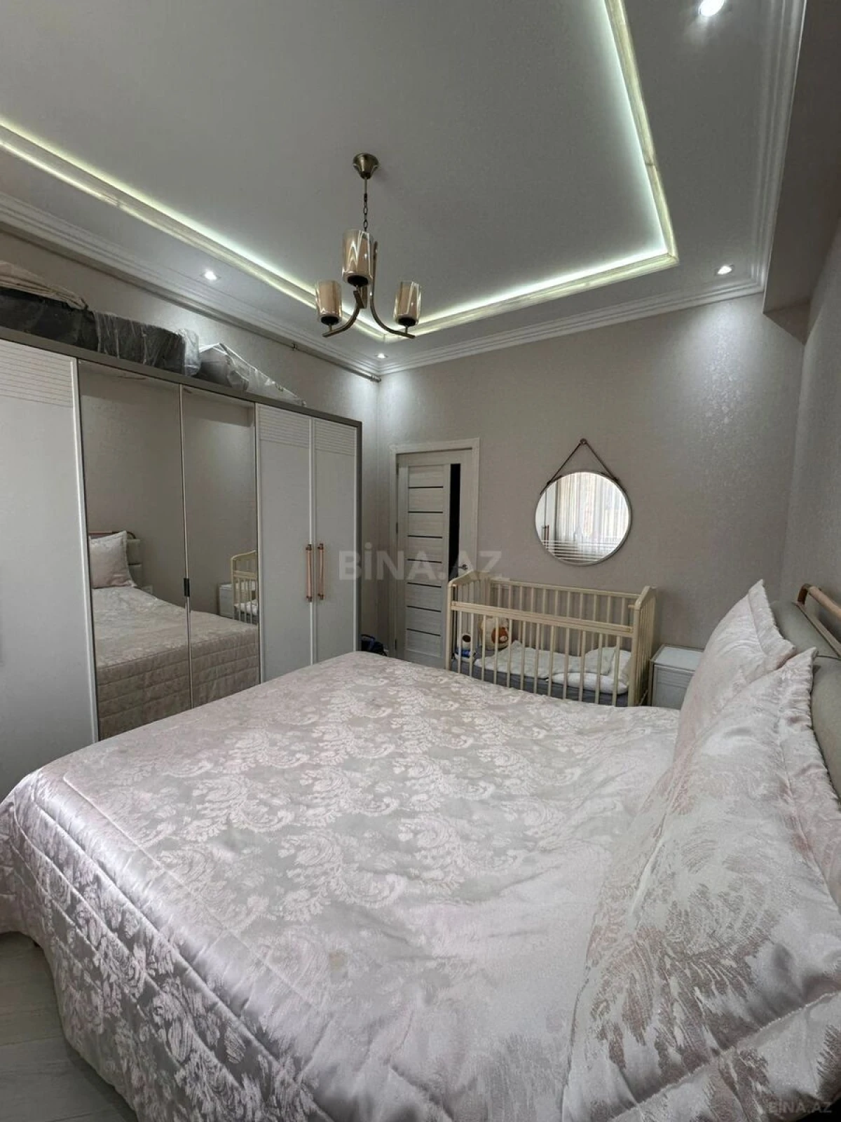 Satılır 2 otaqlı mənzil 55 m²