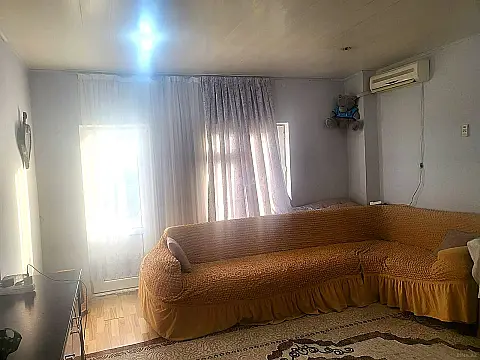 Satılır 2 otaqlı mənzil 45 m²