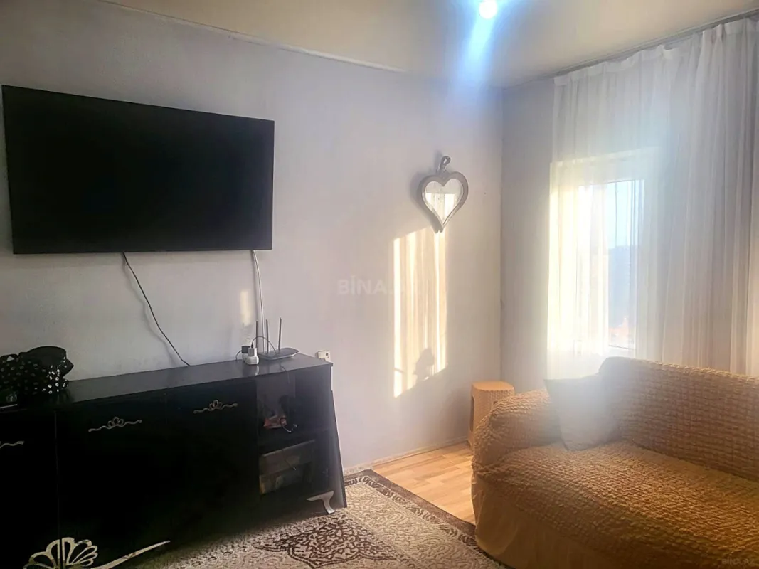 Satılır 2 otaqlı mənzil 45 m²