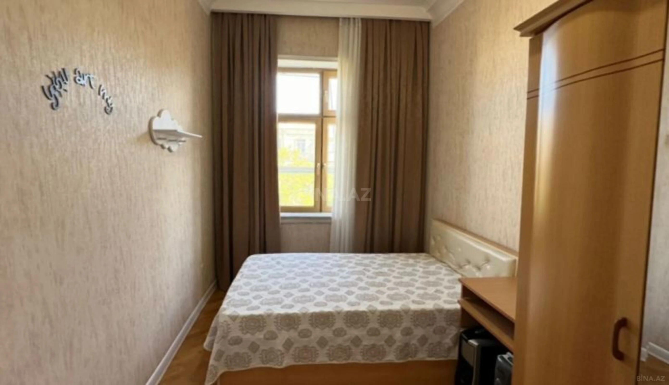 Kirayə verilir 2 otaqlı mənzil 65 m²