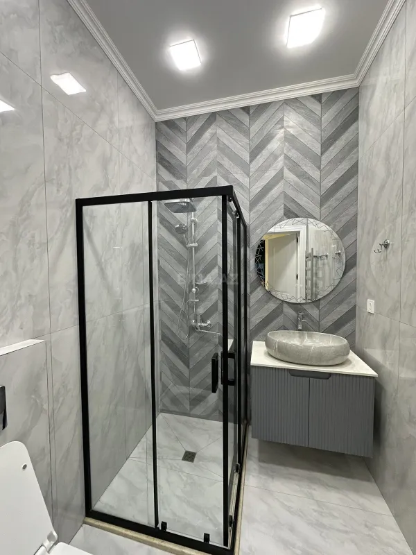 Satılır 4 otaqlı həyət evi 180 m²