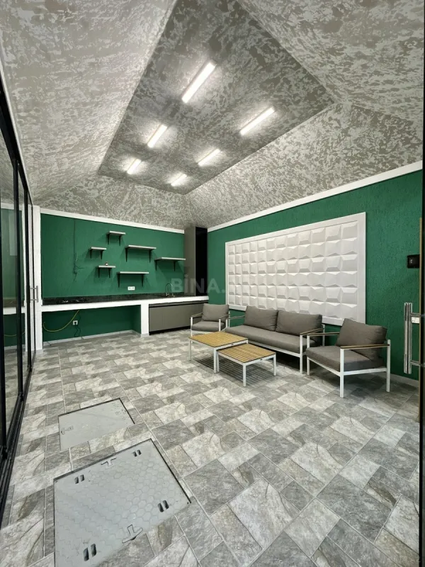 Satılır 4 otaqlı həyət evi 180 m²