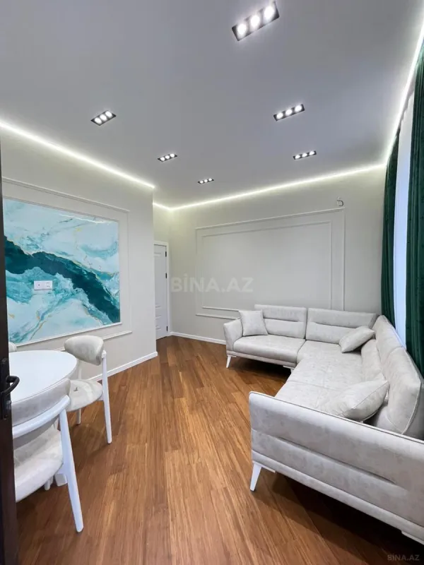 Satılır 2 otaqlı mənzil 70 m²