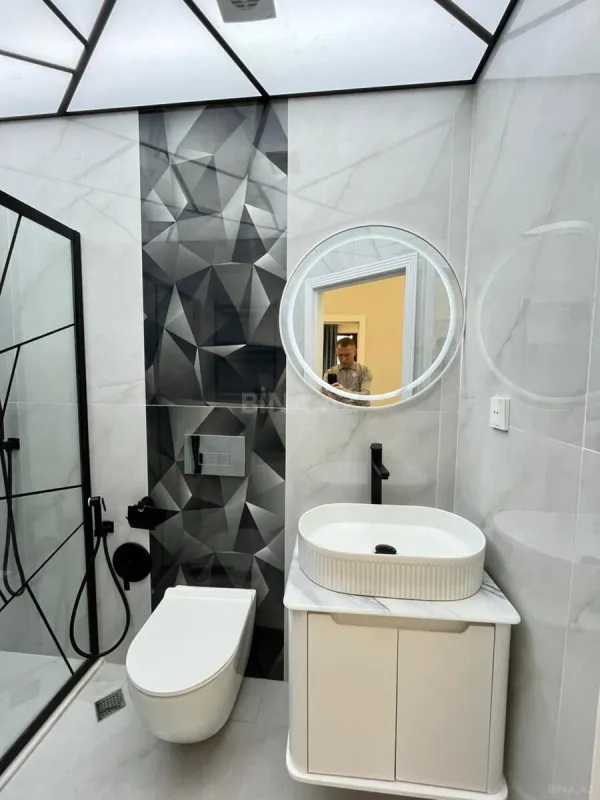 Satılır 2 otaqlı mənzil 70 m²