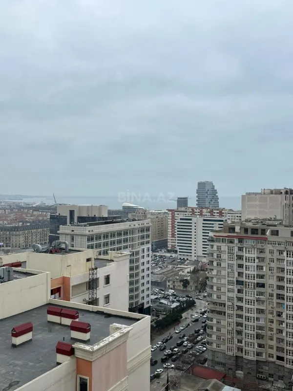 Satılır 2 otaqlı mənzil 70 m²