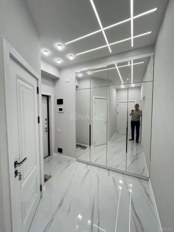 Satılır 2 otaqlı mənzil 70 m²