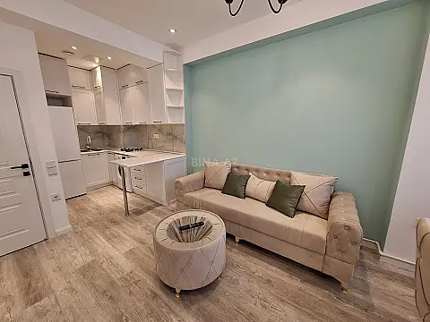 Kirayə verilir 2 otaqlı mənzil 50 m²
