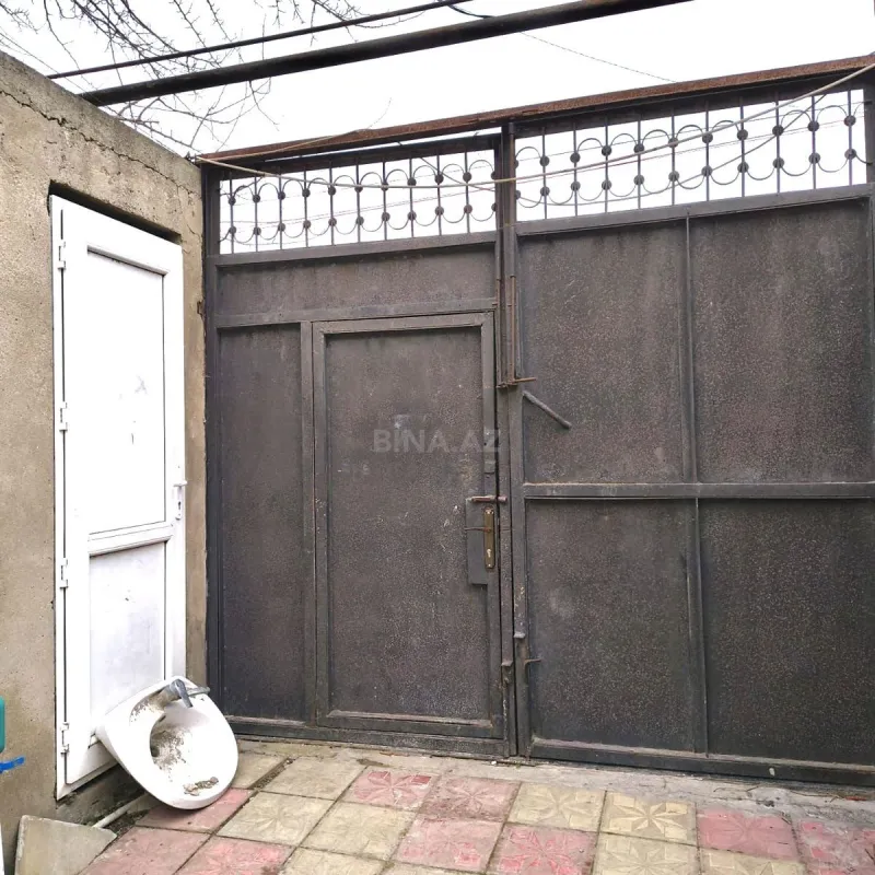 Satılır 5 otaqlı həyət evi 127 m²