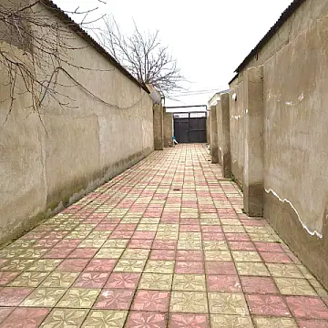 Satılır 5 otaqlı həyət evi 127 m²