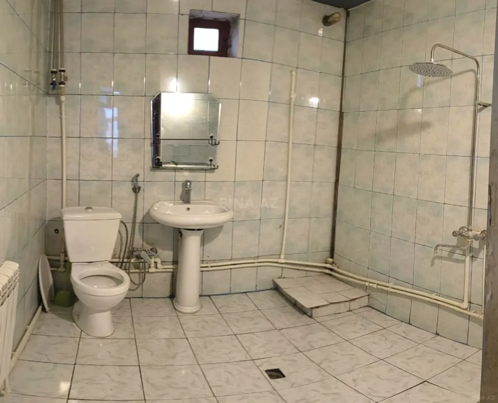 Satılır 5 otaqlı həyət evi 127 m²