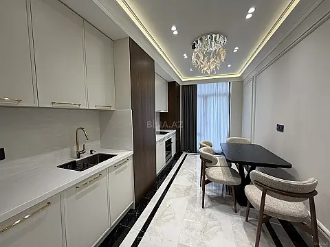 Satılır 3 otaqlı mənzil 123 m²