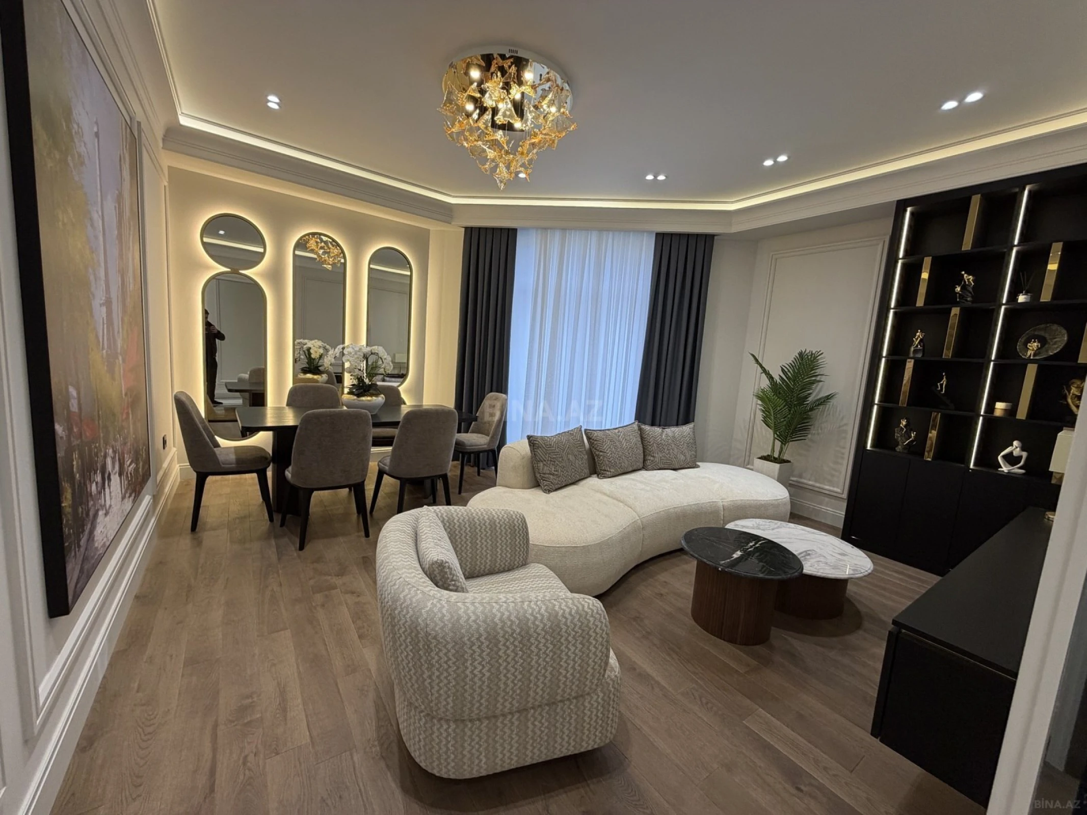 Satılır 3 otaqlı mənzil 123 m²