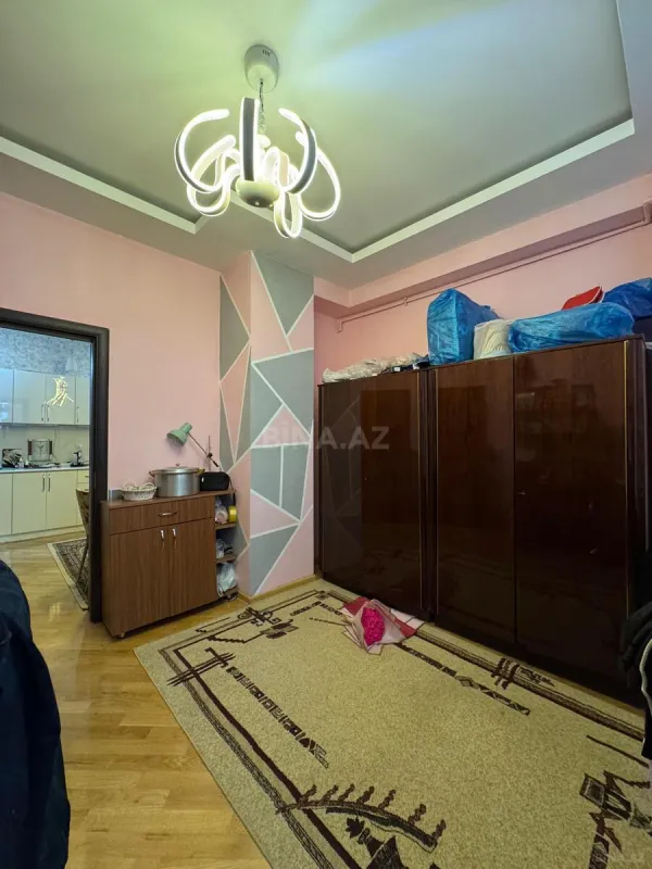 Satılır 3 otaqlı mənzil 93 m²