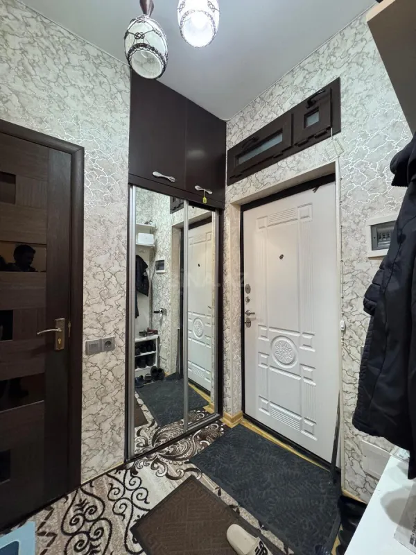 Satılır 3 otaqlı mənzil 93 m²