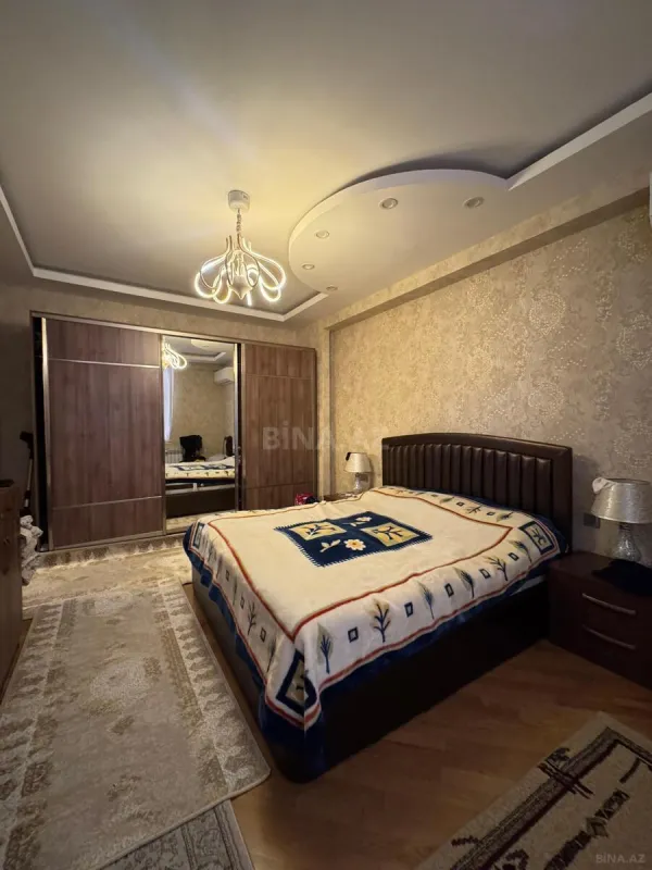 Satılır 3 otaqlı mənzil 93 m²