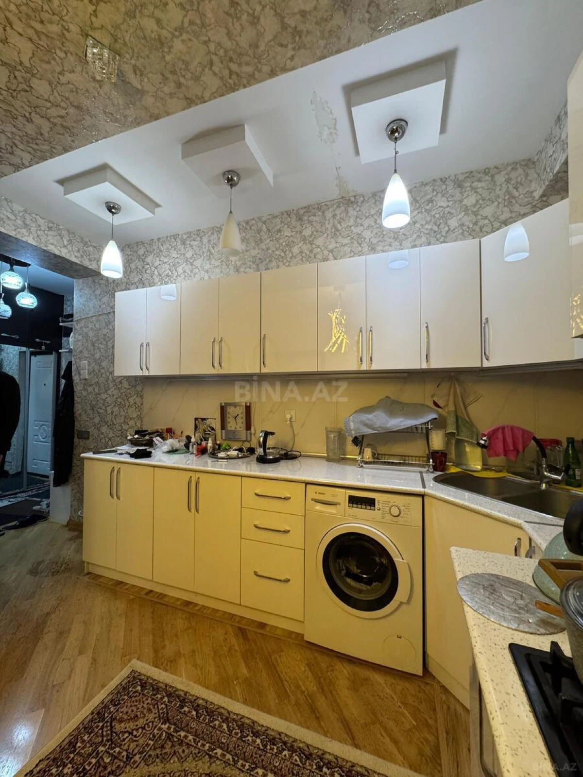 Satılır 3 otaqlı mənzil 93 m²