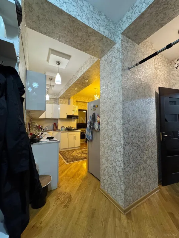 Satılır 3 otaqlı mənzil 93 m²