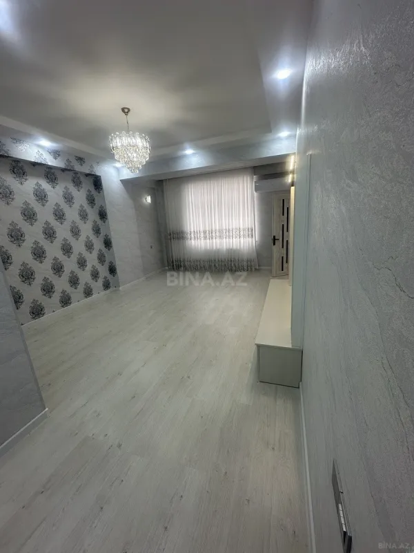 Satılır 4 otaqlı mənzil 109 m²
