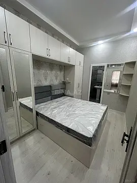 Satılır 4 otaqlı mənzil 109 m²