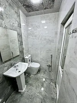 Satılır 4 otaqlı mənzil 109 m²