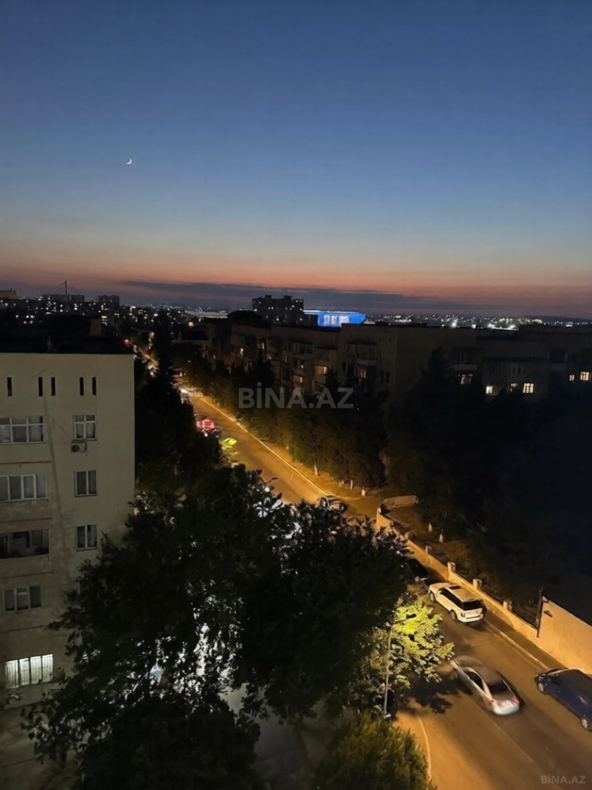 Satılır 4 otaqlı mənzil 109 m²