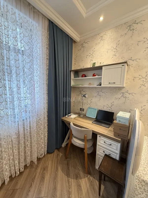 Satılır 3 otaqlı mənzil 95 m²