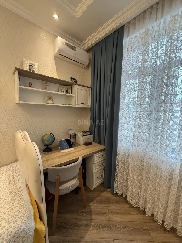 Satılır 3 otaqlı mənzil 95 m²
